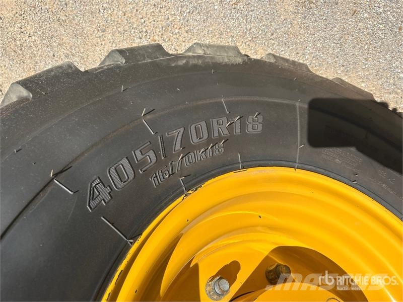 John Deere 204 G-Tier لوادر بعجل