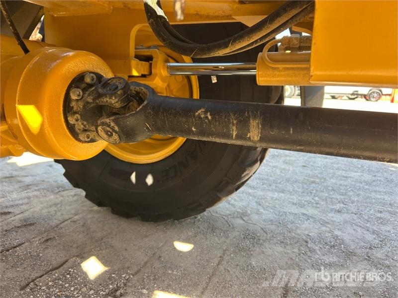 John Deere 204 G-Tier لوادر بعجل