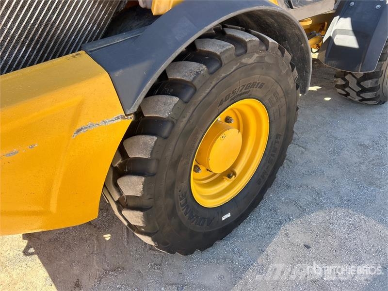 John Deere 204 G-Tier لوادر بعجل