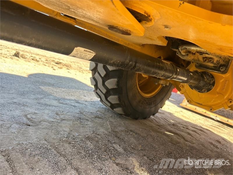 John Deere 204 G-Tier لوادر بعجل