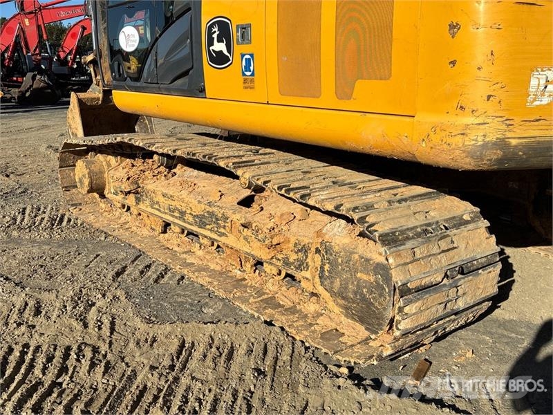 John Deere 210G LC Crawler excavators