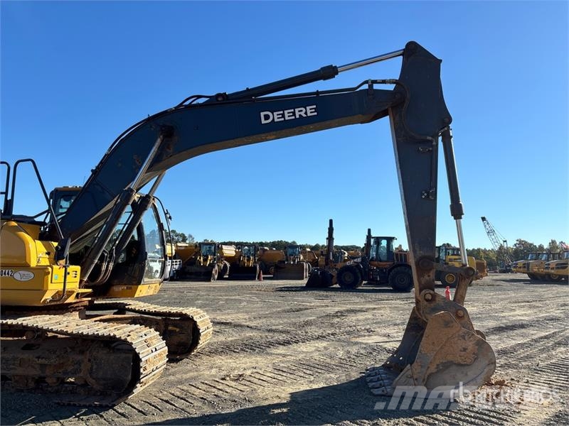 John Deere 210G LC Crawler excavators