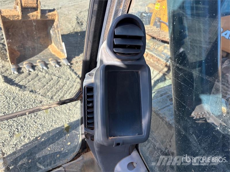 John Deere 210G LC Crawler excavators