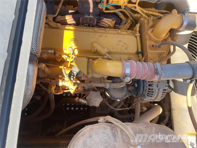 John Deere 210G LC Tracked Excavator 대형 굴삭기 29톤 이상