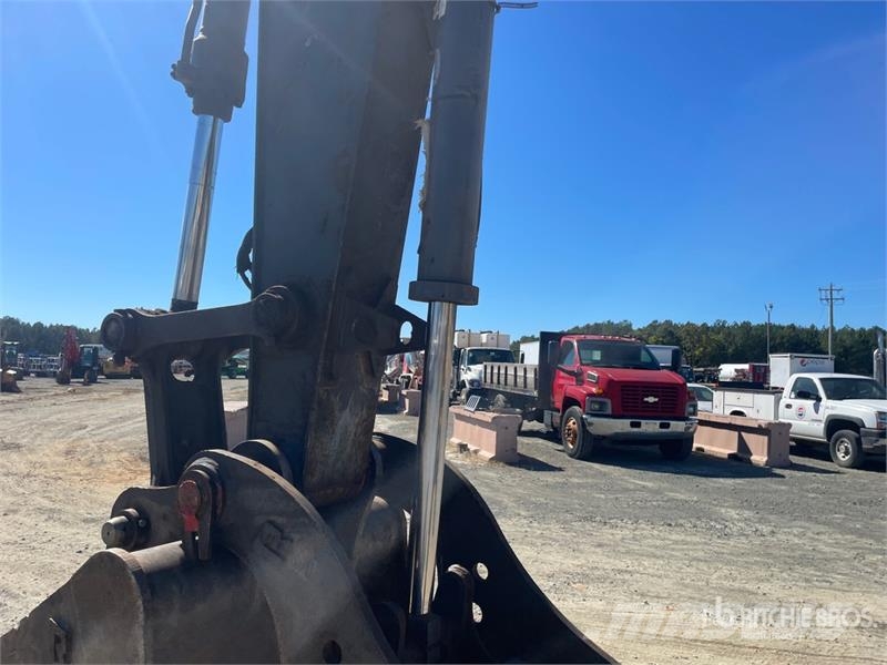 John Deere 210G LC Tracked Excavator 대형 굴삭기 29톤 이상