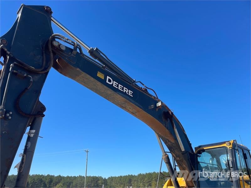 John Deere 210G LC Tracked Excavator 대형 굴삭기 29톤 이상