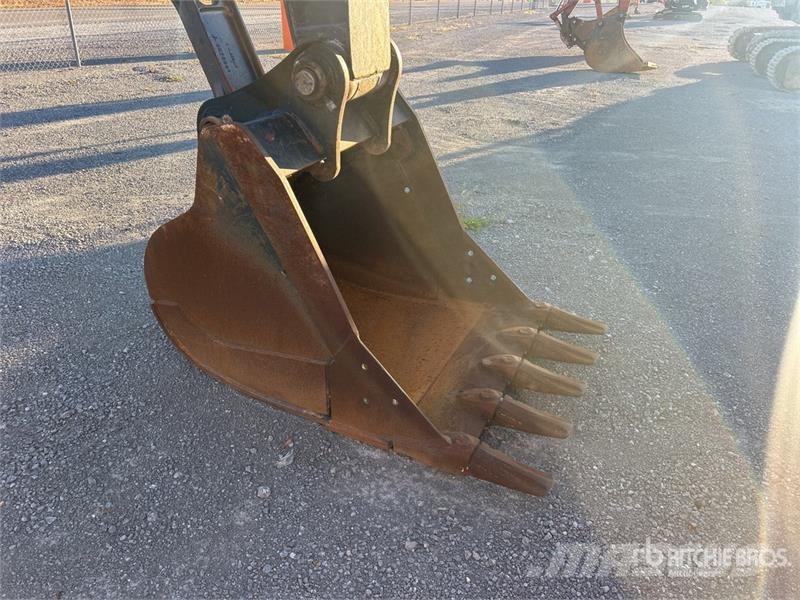 John Deere 210G LC Tracked Excavator Raupenbagger
