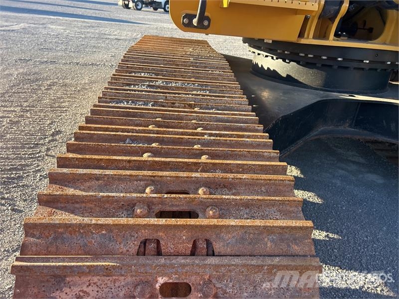 John Deere 210G LC Tracked Excavator Raupenbagger