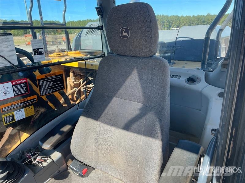 John Deere 210G LC Tracked Excavator 대형 굴삭기 29톤 이상
