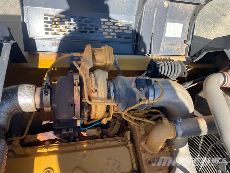 John Deere 210G LC Tracked Excavator 대형 굴삭기 29톤 이상