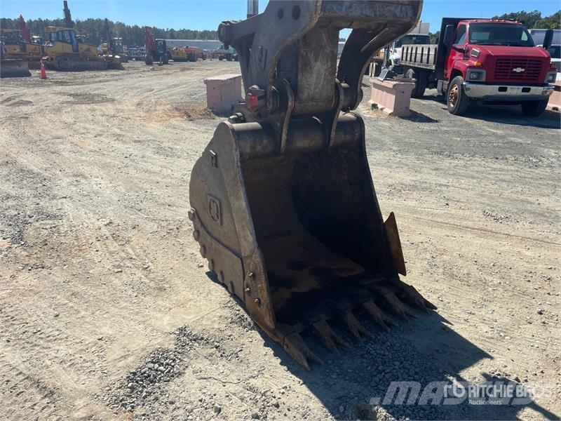 John Deere 210G LC Tracked Excavator 대형 굴삭기 29톤 이상