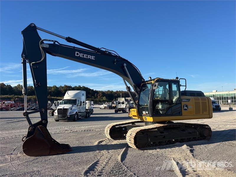 John Deere 210G LC Tracked Excavator Raupenbagger