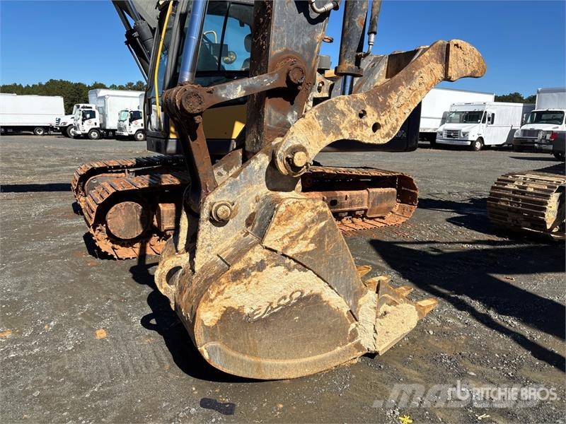 John Deere 210G LC Tracked Excavator Gravemaskiner på larvebånd