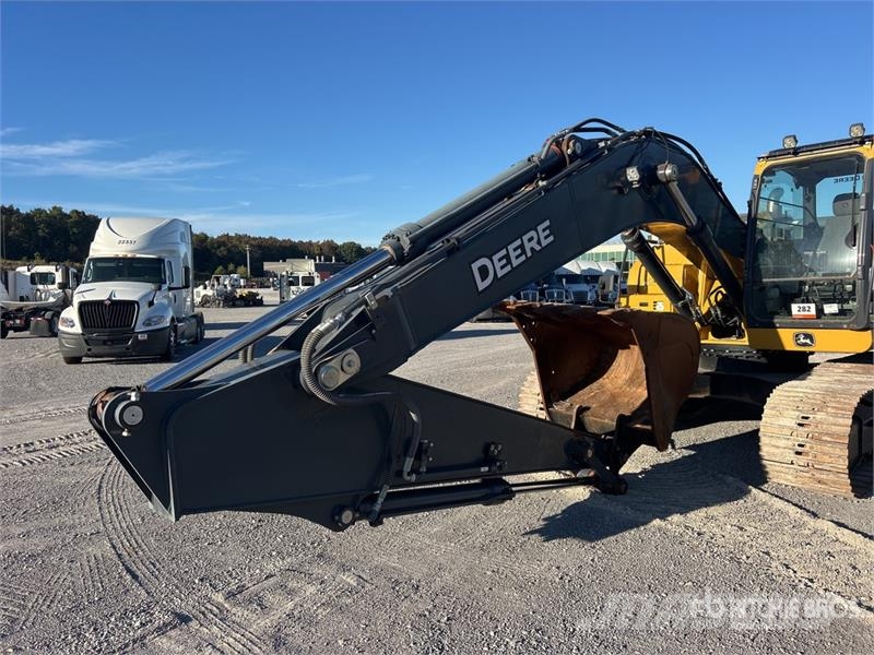 John Deere 210G LC Tracked Excavator Raupenbagger