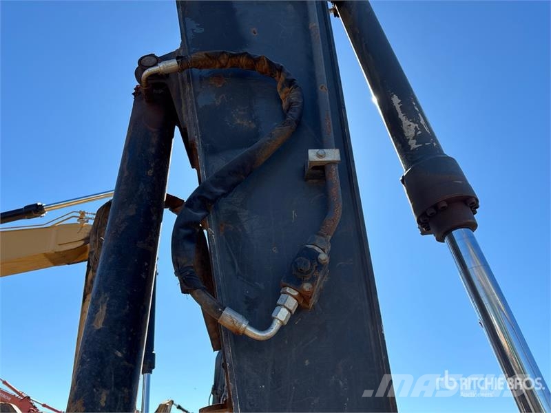 John Deere 210GLC Tracked Excavator Crawler excavators