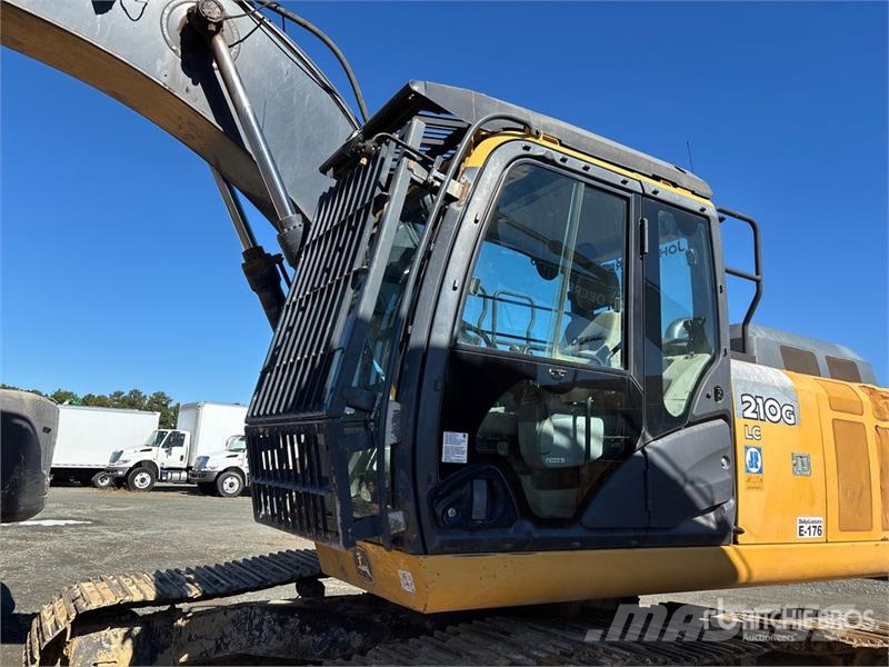 John Deere 210GLC Tracked Excavator Crawler excavators