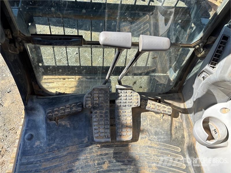 John Deere 210GLC Tracked Excavator Crawler excavators