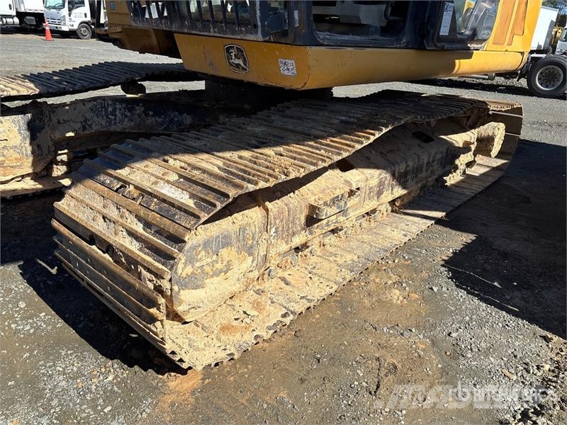 John Deere 210GLC Tracked Excavator Crawler excavators