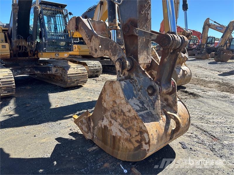 John Deere 210GLC Tracked Excavator Crawler excavators