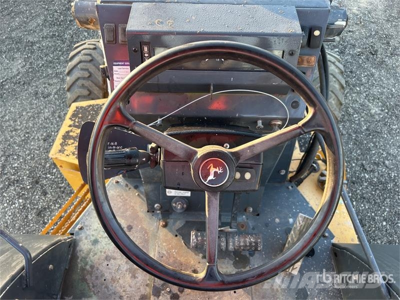John Deere 210L EP 4x4 Landscape Loader Pyöräkuormaajat
