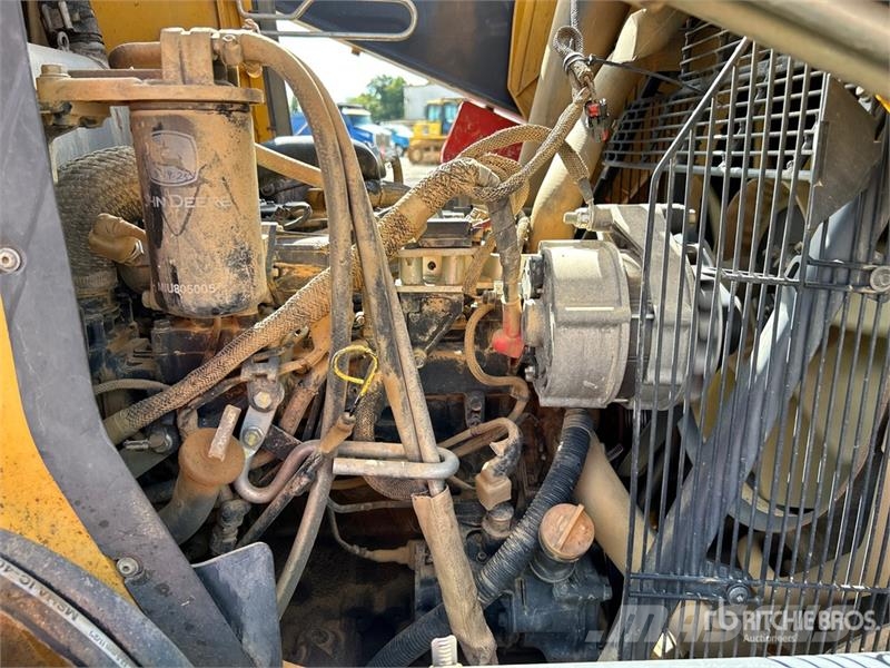 John Deere 210L EP 4x4 Landscape Loader Kolesni nakladalci