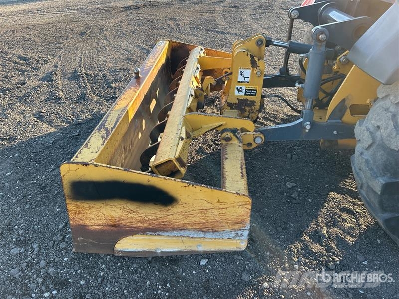 John Deere 210L EP 4x4 Landscape Loader Pyöräkuormaajat