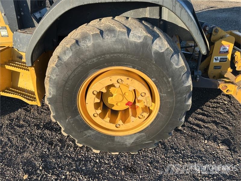 John Deere 210L EP 4x4 Landscape Loader Pyöräkuormaajat