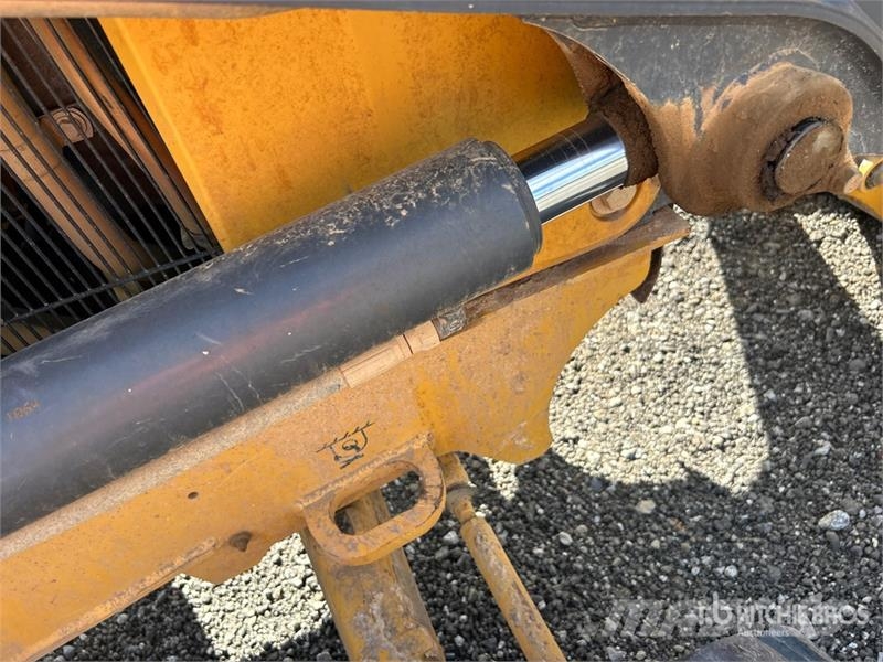 John Deere 210L EP 4x4 Landscape Loader Kolesni nakladalci