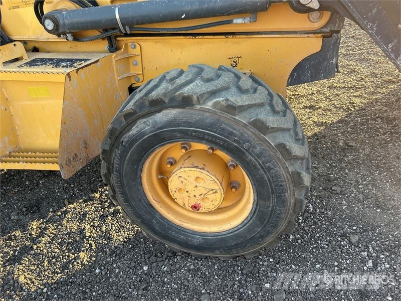 John Deere 210L EP 4x4 Landscape Loader Pyöräkuormaajat