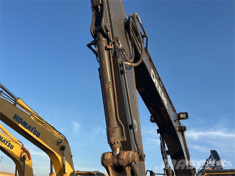 John Deere 245G LC Tracked Excavator Raupenbagger