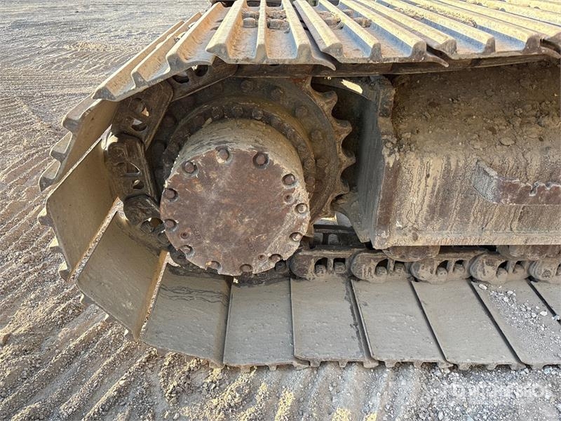 John Deere 245G LC Tracked Excavator Roomikekskavaatorid