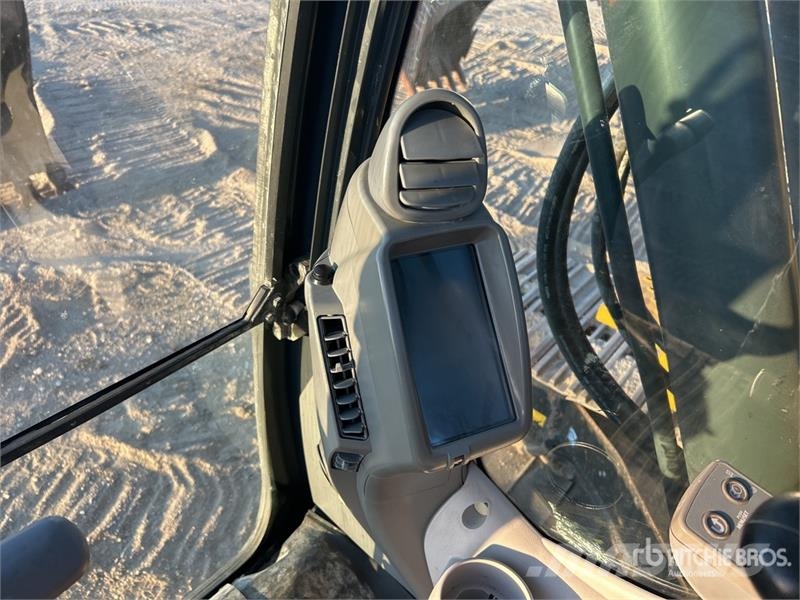 John Deere 245G LC Tracked Excavator Raupenbagger