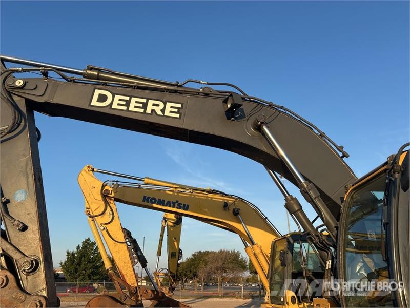 John Deere 245G LC Tracked Excavator Raupenbagger