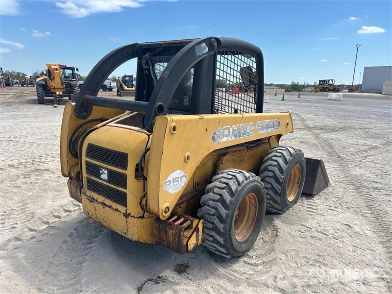 John Deere 250 Minicargadoras
