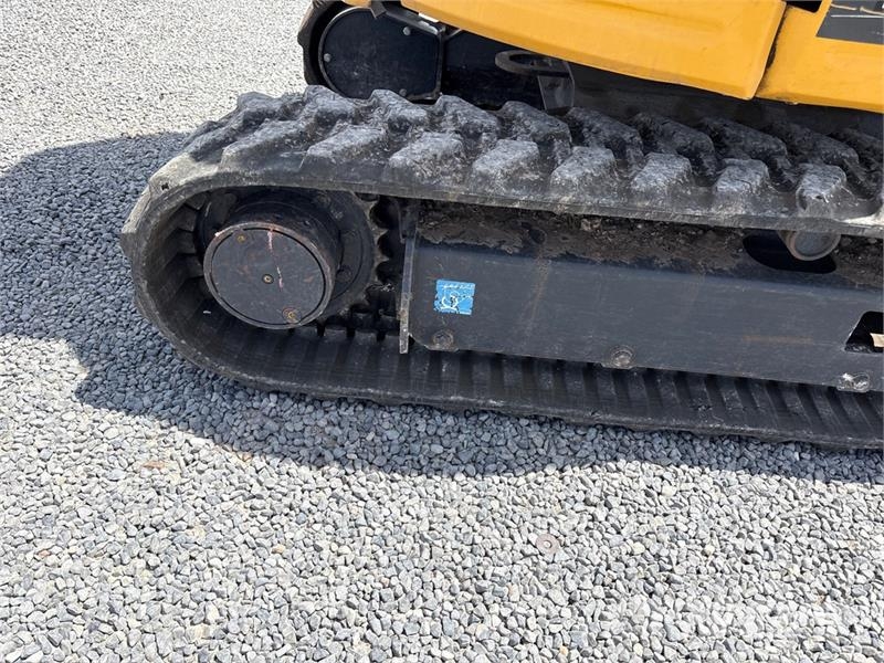 John Deere 26G Mini rýpadla < 7t