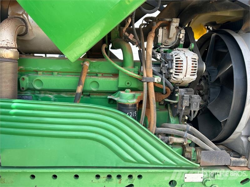 John Deere 2WD Tractor Traktori