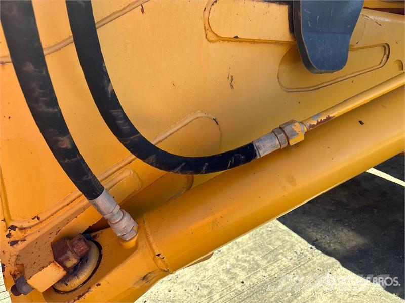 John Deere 300D Artikulētie pašizgāzēji