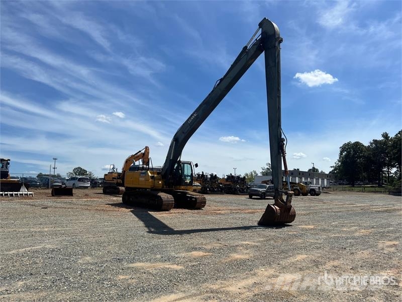 John Deere 300G LC Long Reach Tracked Excavator Paletli ekskavatörler