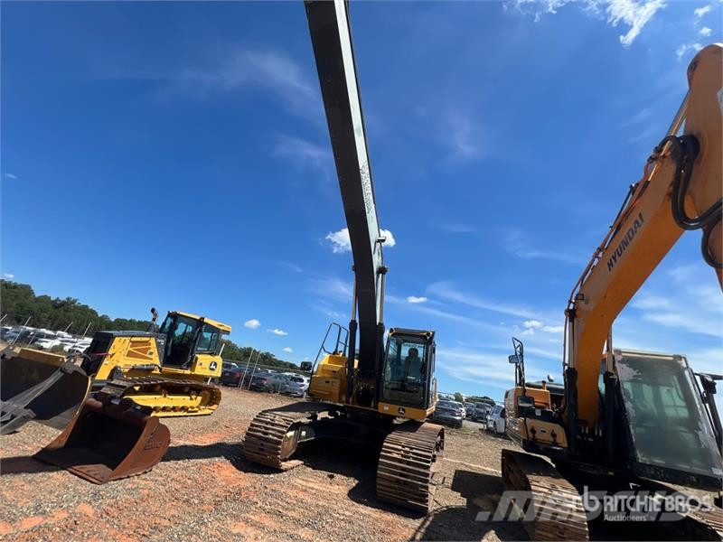 John Deere 300G LC Long Reach Tracked Excavator Paletli ekskavatörler
