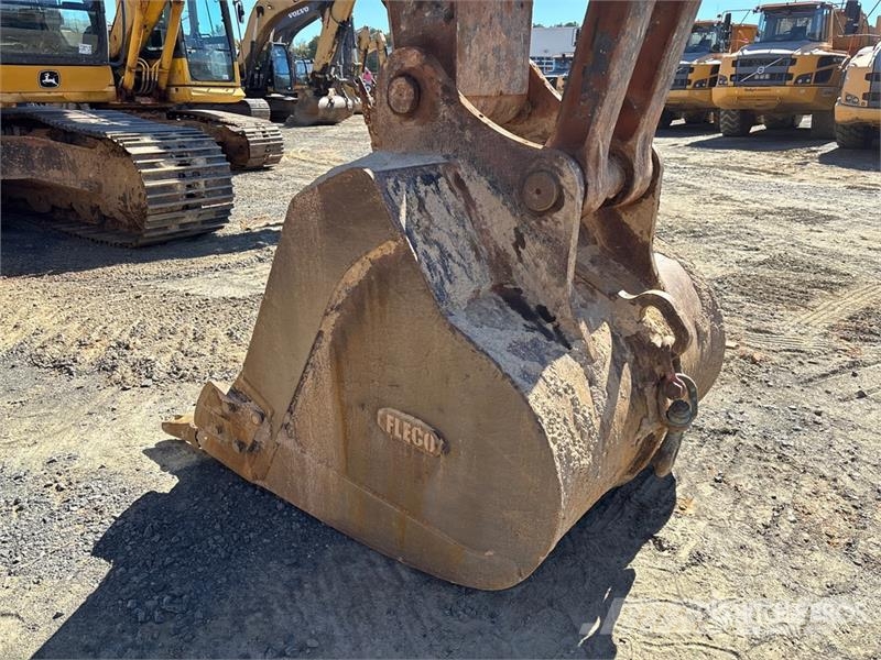 John Deere 300G LC Tracked Excavator 履带挖掘机