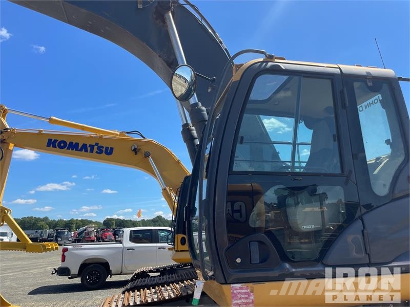 John Deere 300G LC Tracked Excavator Raupenbagger