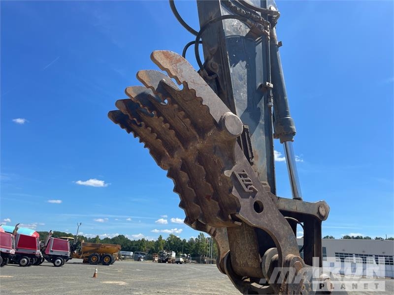 John Deere 300G LC Tracked Excavator Raupenbagger