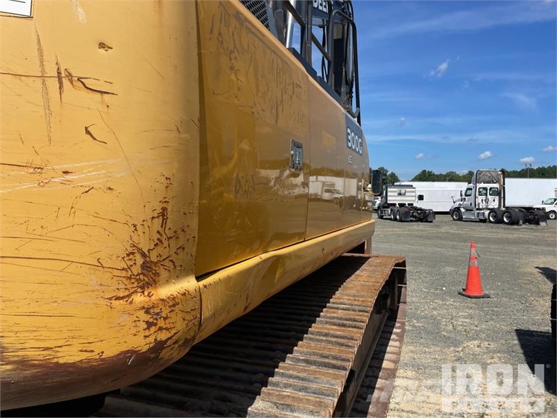 John Deere 300G LC Tracked Excavator Raupenbagger