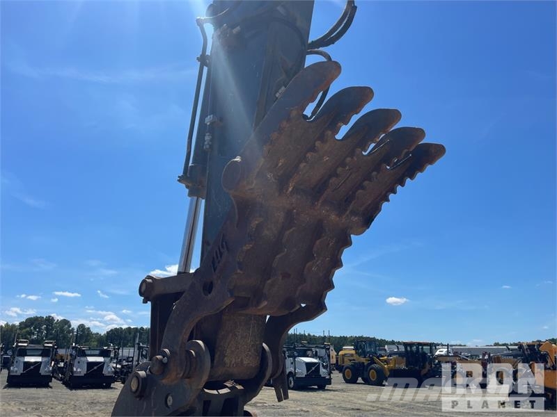 John Deere 300G LC Tracked Excavator Raupenbagger