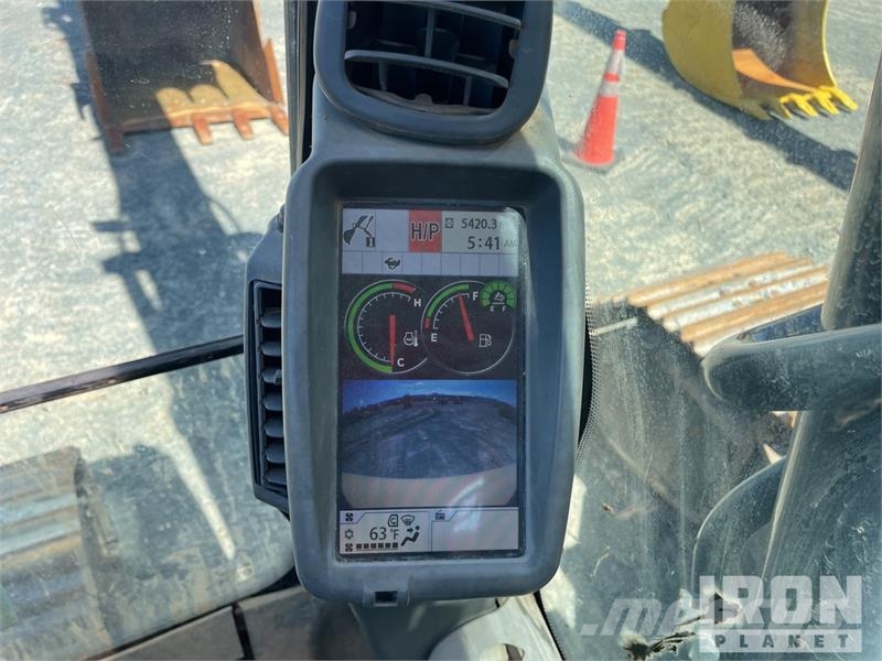 John Deere 300G LC Tracked Excavator Raupenbagger