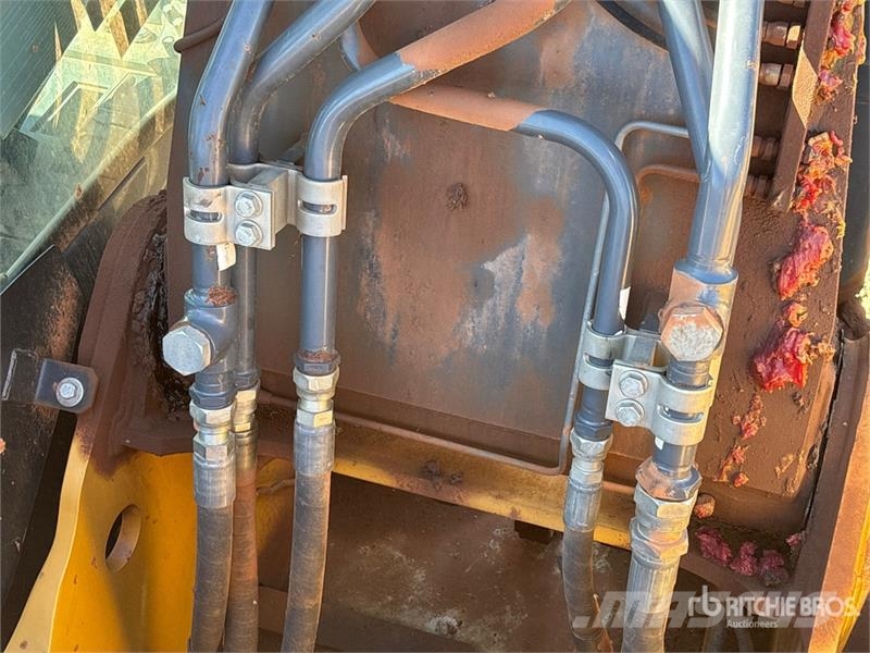 John Deere 300G LC Tracked Excavator 履带挖掘机