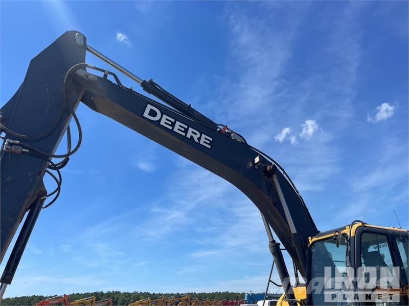 John Deere 300G LC Tracked Excavator Raupenbagger