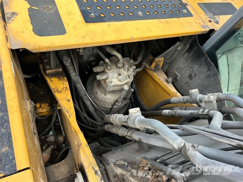 John Deere 300G LC Tracked Excavator Raupenbagger