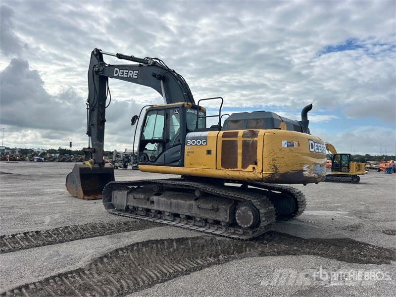 John Deere 300G LC Tracked Excavator Raupenbagger