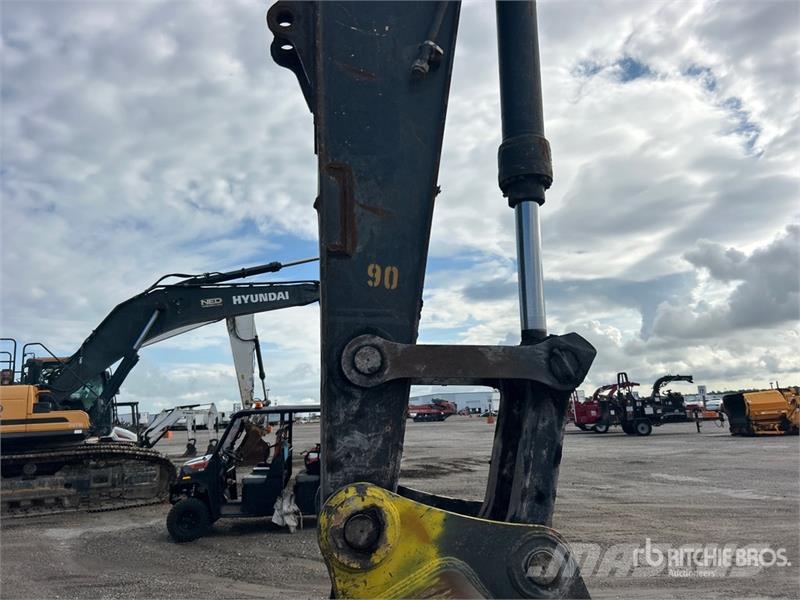 John Deere 300G LC Tracked Excavator Raupenbagger